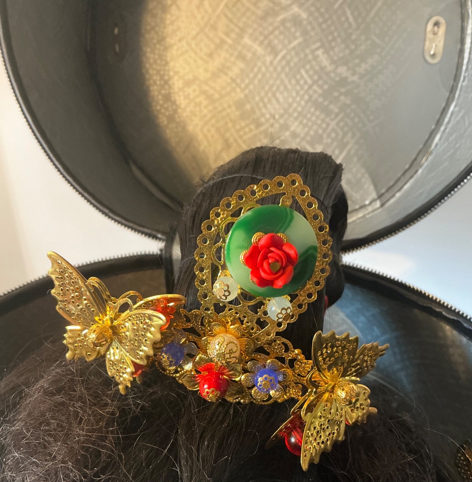Japanese Traditional KATSURA Japanese Hair Bridal Wig Case with Stand & Kanzashi