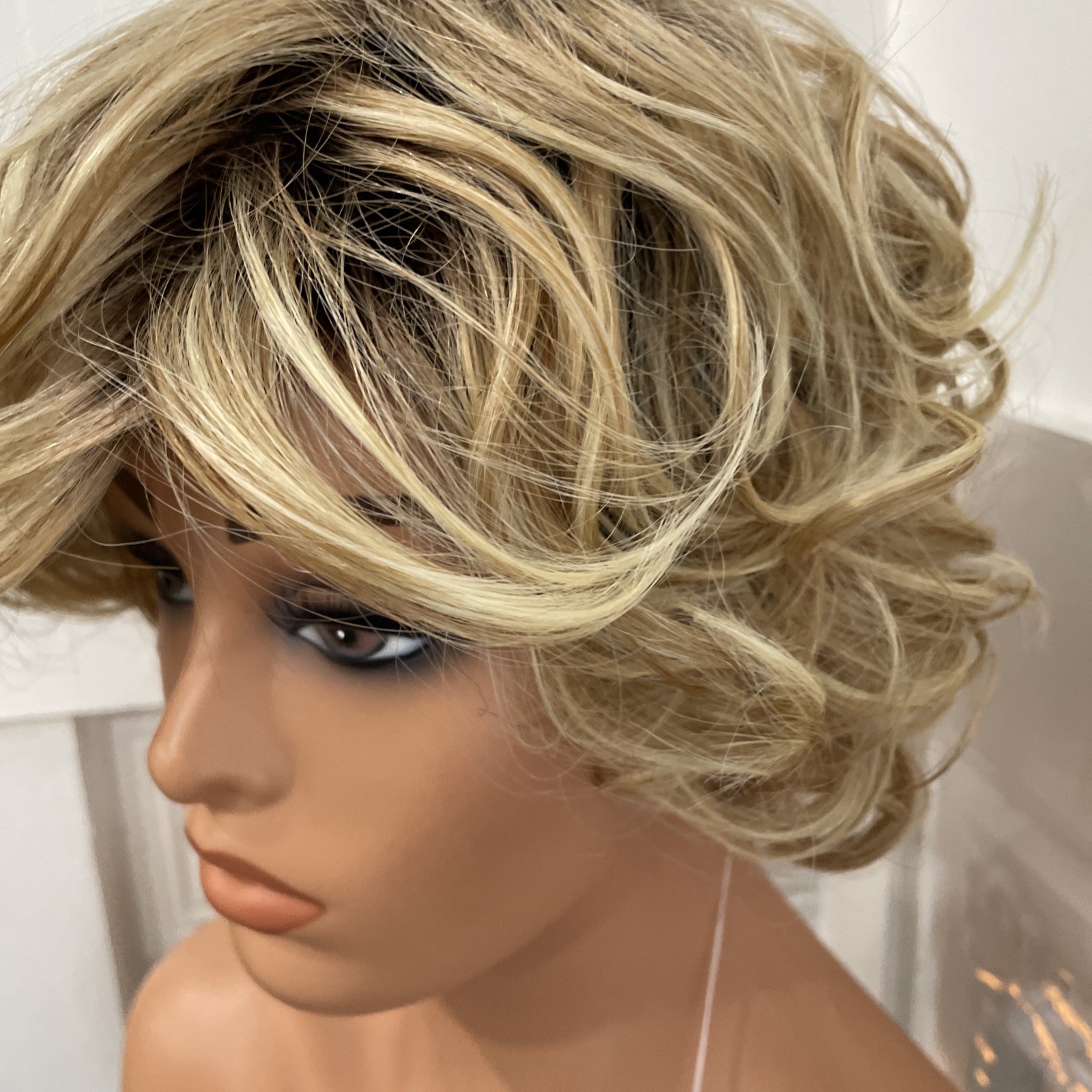 Toni Brattin 351 Gorgeous Regular HF Medium Blonde Wig New