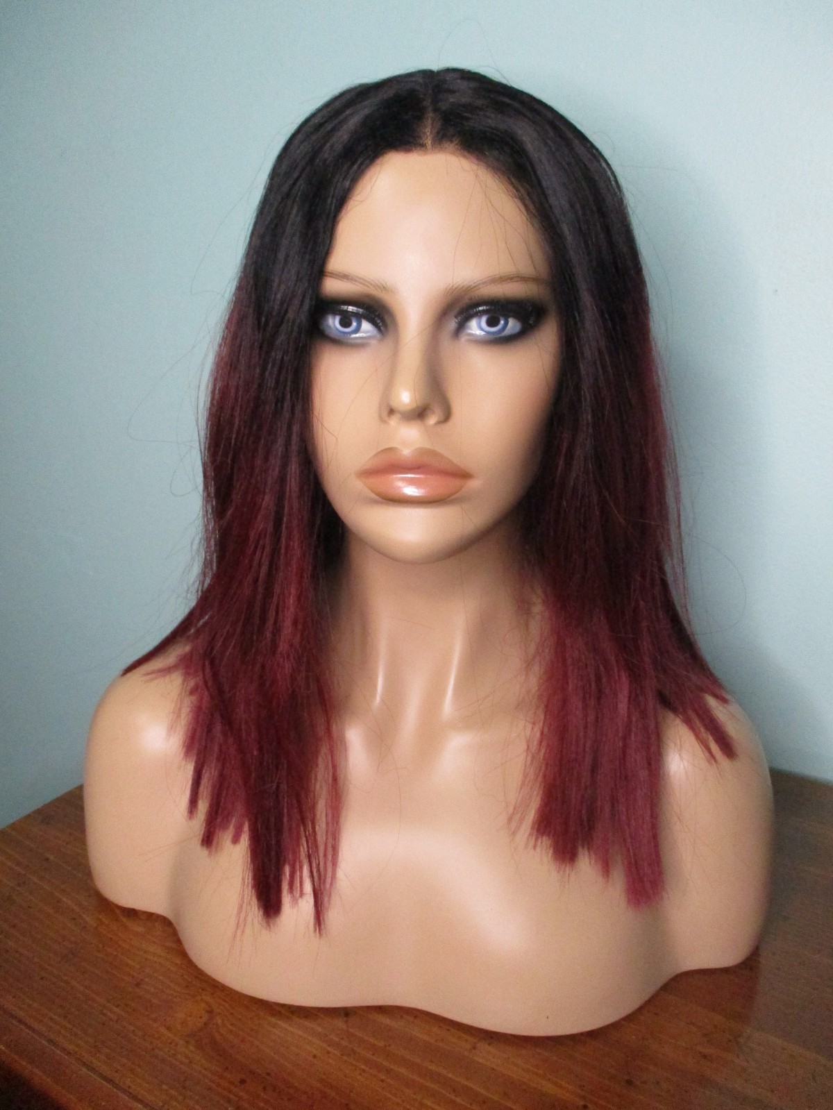 14″ burgundy red and black ombre LACE FRONT blunt cut lob WIG by RILAH – Futura