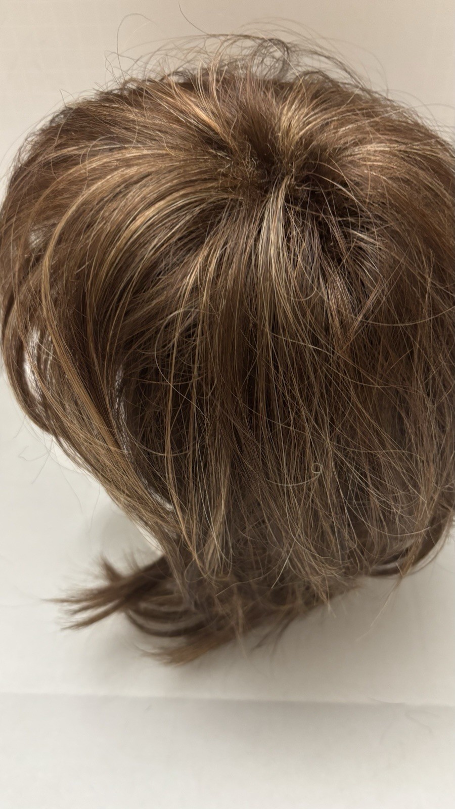 René of Paris Kian Wig Auburn Sugar Synthetic Layered Wig w/ Box & Tag Thailand