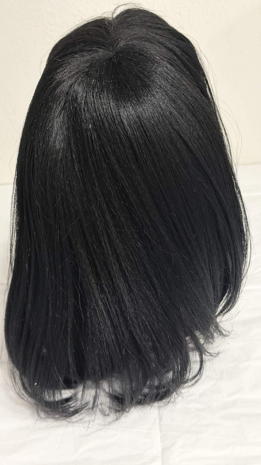 ISIS Collections Black Bob Wig Synthetic Hair Middle Part Adjustable Cap