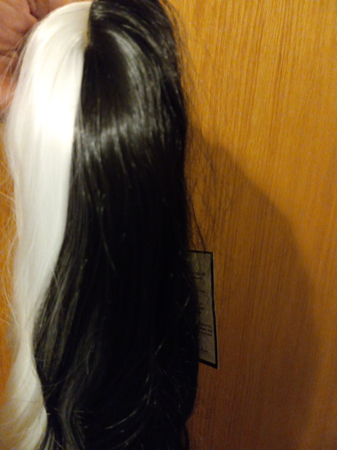 Womens Sallcks Black And White wig #L307 28 “Long Laid Flat Wavy Curly Bangs