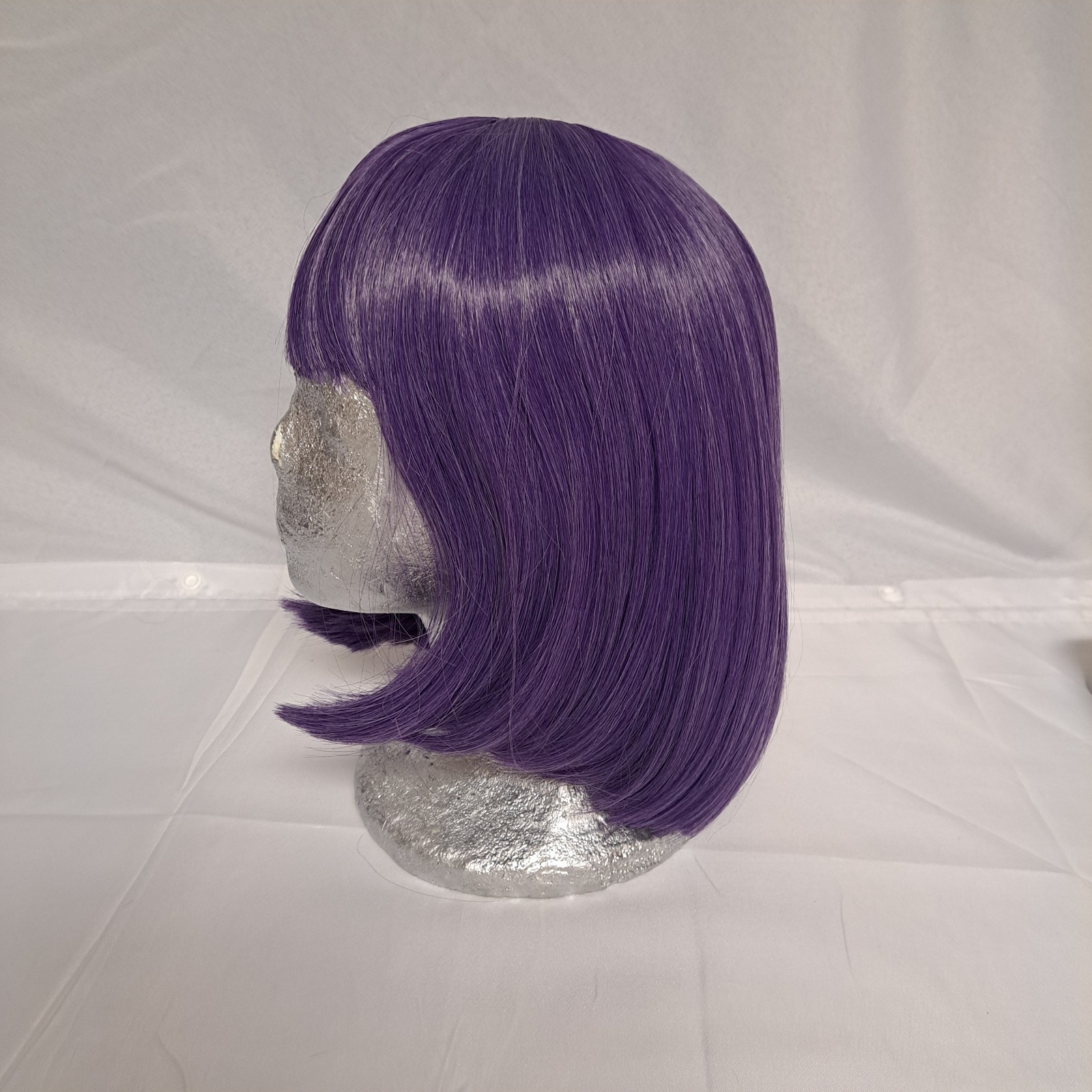 Wig Purple Violet sleek synthetic 12″ bob bangs Anime Cosplay New w/ cap FUN