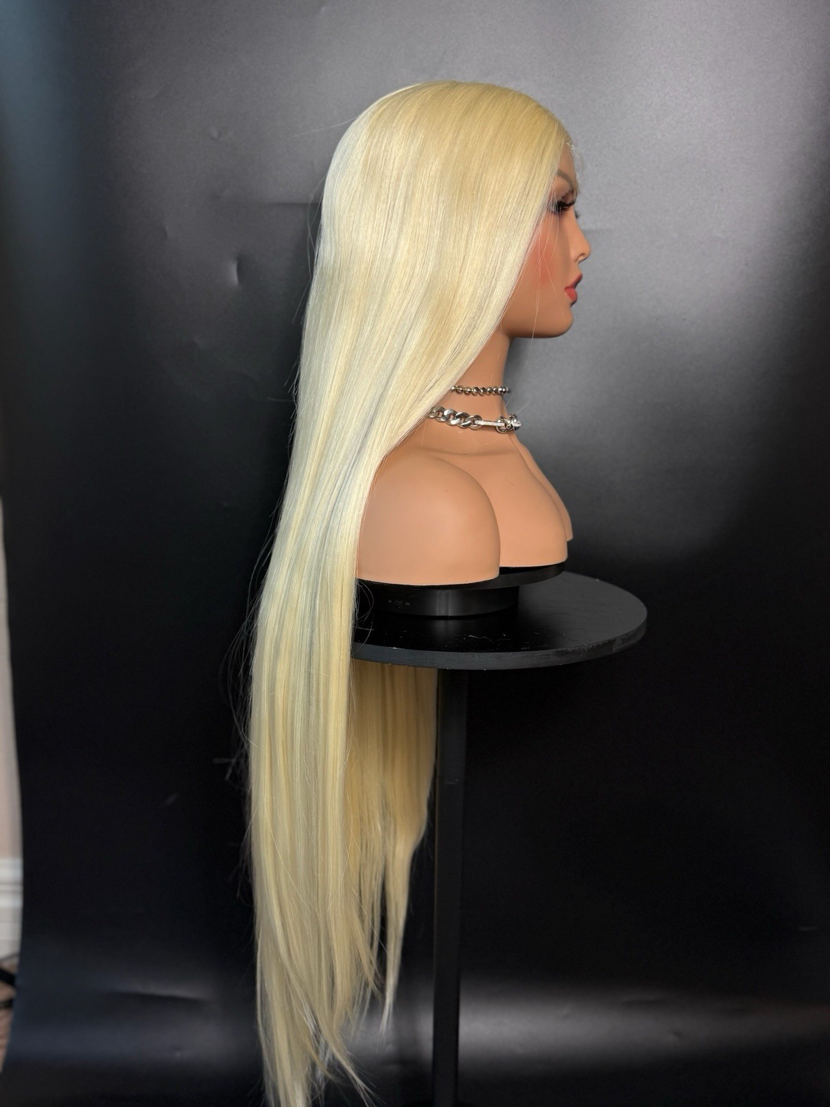 Straight Blonde Wig Lace Front Middle Part Heat Ok 32 Inches Long