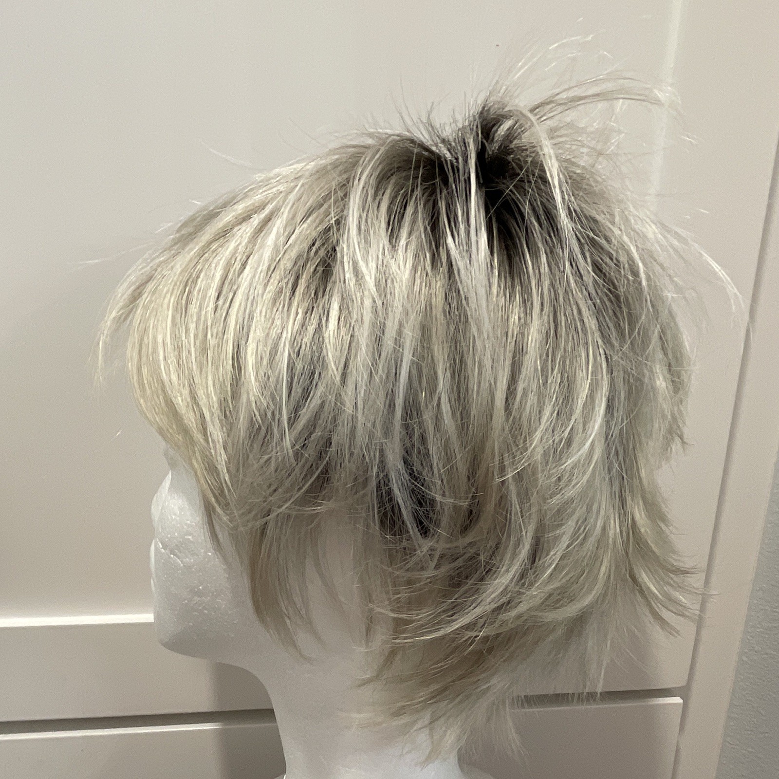 Wig Pro Collection Ellen Straight Pixie Wig Gray/Silver 23/60/R8 Women