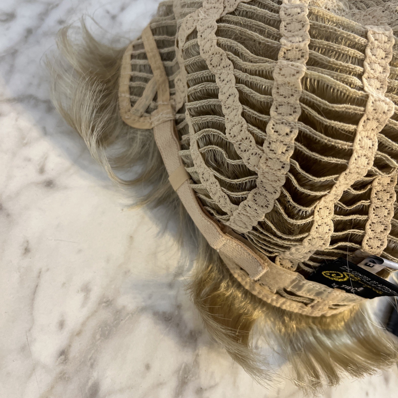 The Wig Company Starstyle Wig Blonde K225 Erika Average TWC 1999 Vincent James