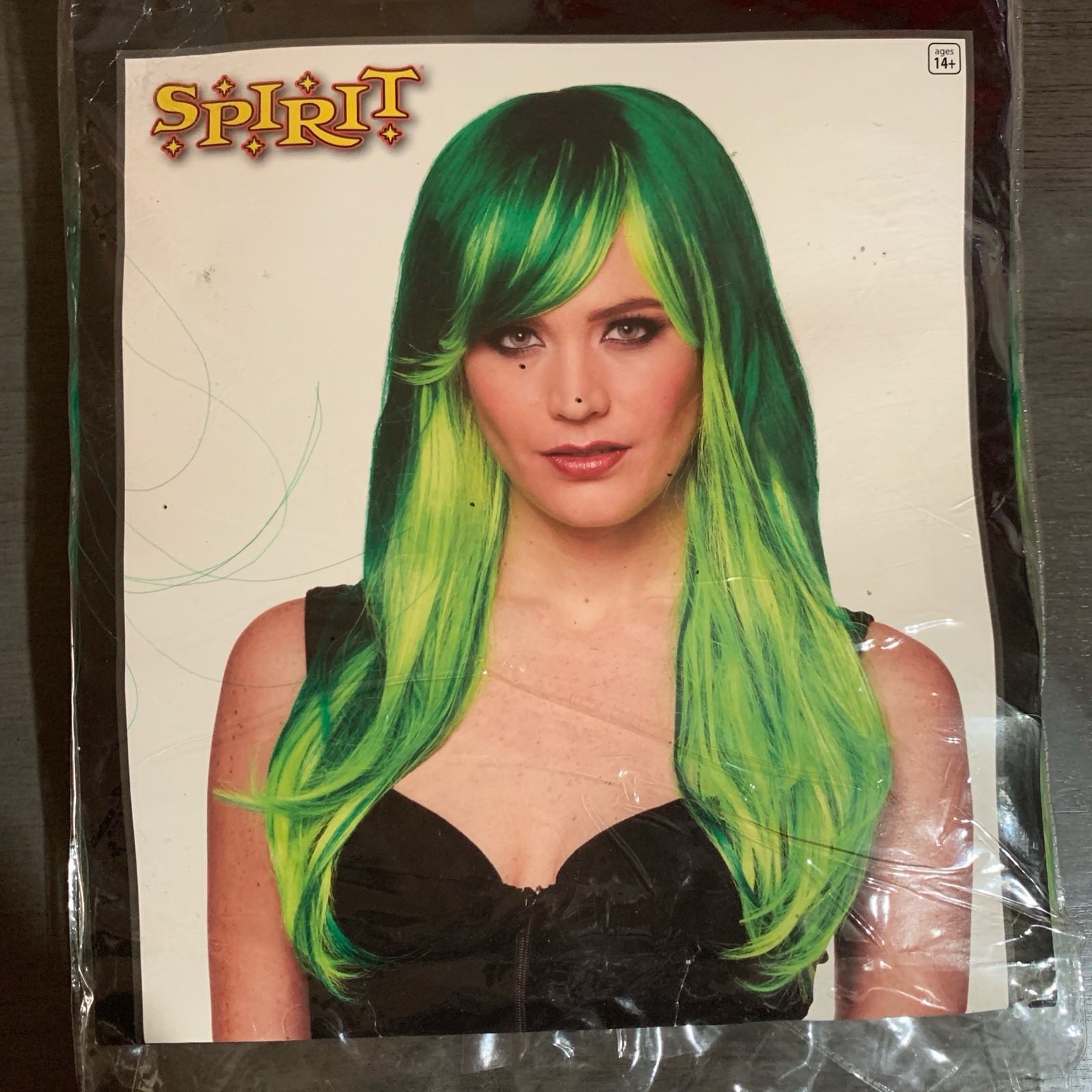 Spirit Glamorous Ombre Wig | Green with Highlights