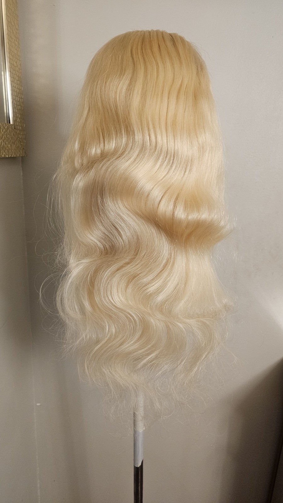 High Quality regular Top 28 ” blonde straight 100% Virgin Human Hair Lace Wig