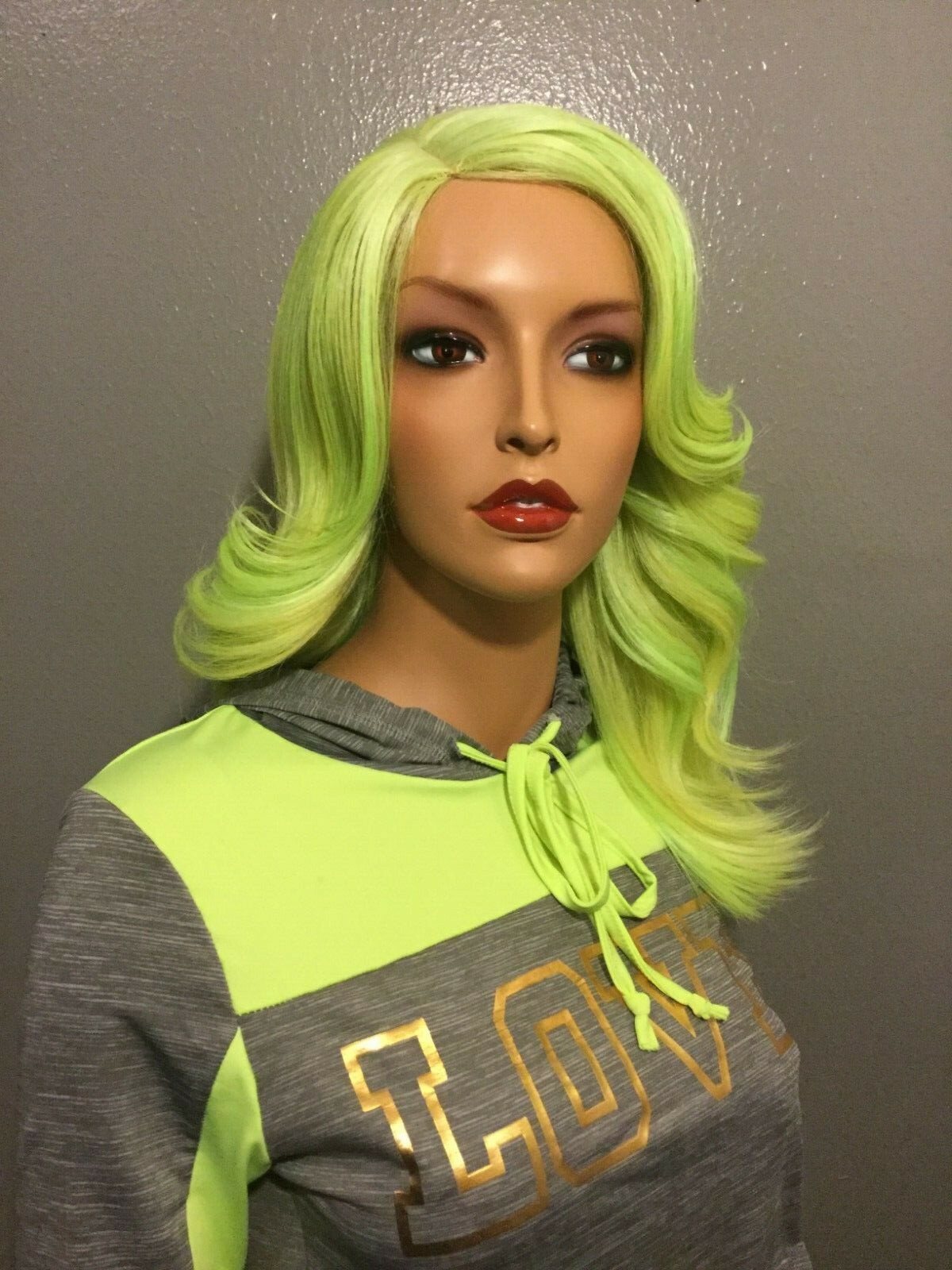 NWT Motown High Temperature Fiber Teal Multi Color Fashion Wig