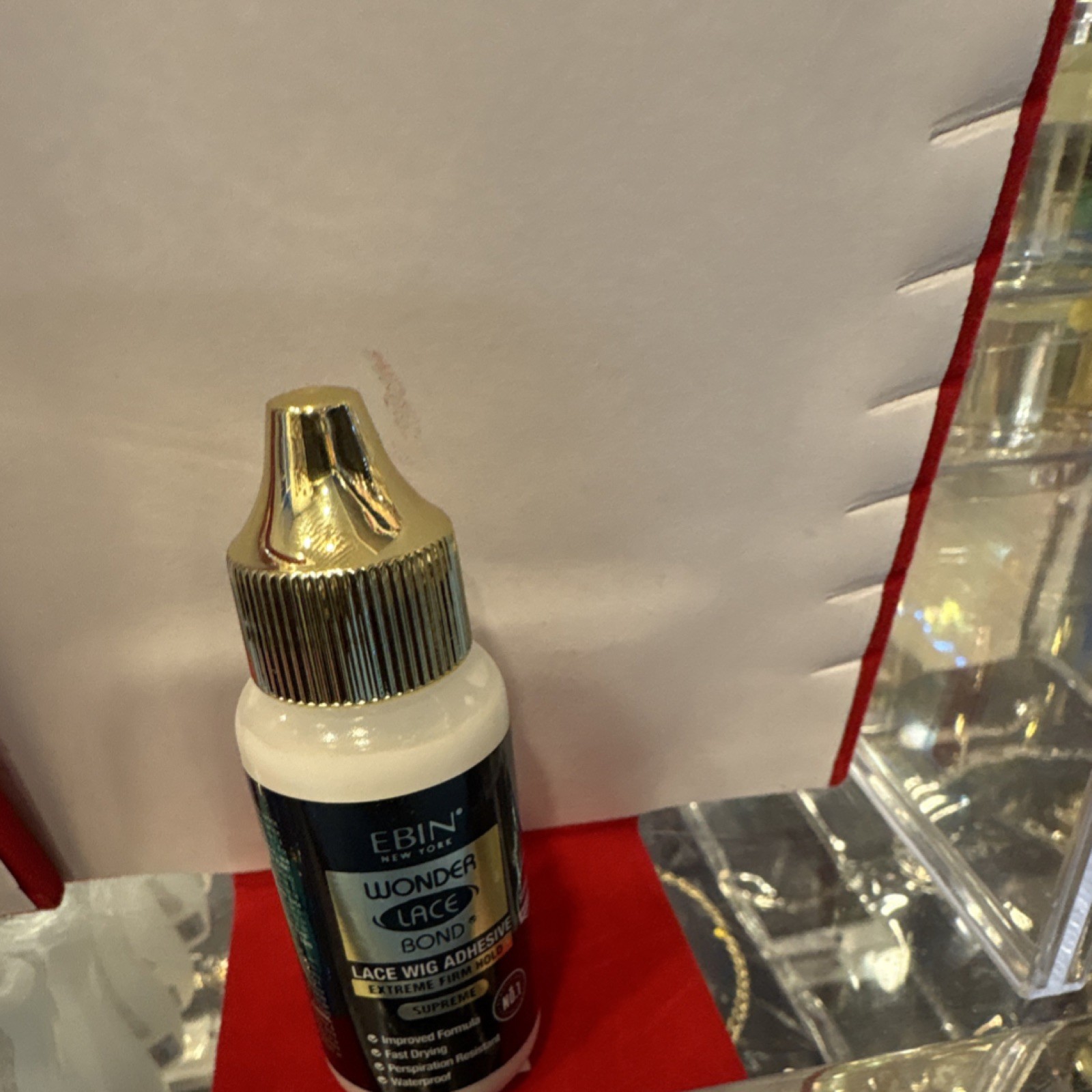 EBIN NEW YORK Glue Fast Drying Sweat-Resistant Super Strong Hold Adhesive