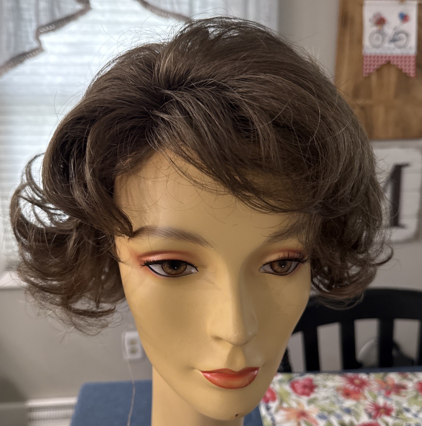Estetica Naturalle Collect Meryl R10/14 Synthetic Lace Front Medium Brown Wig