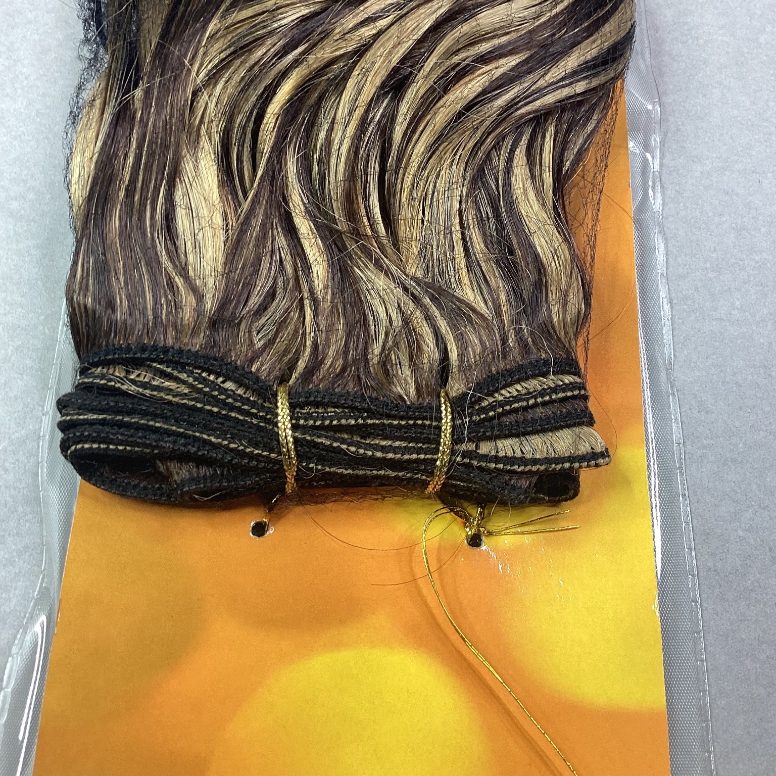 Outre Batik Soft Wave WVG F4/27 10″ Kanekalon Hair Extensions