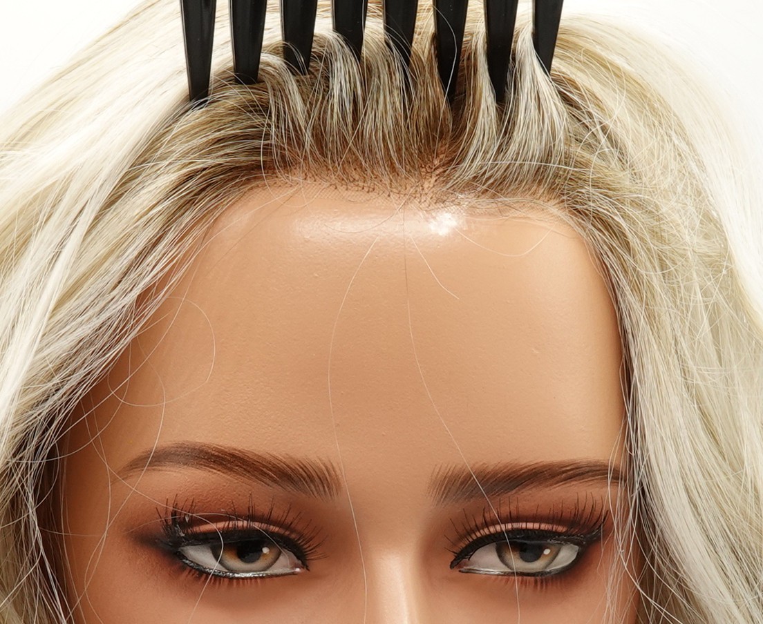 SOMERS Wig by ESTETICA, SUNLIT BLONDE Heat Friendly! Ctr Mono Part +Lace Frt NEW