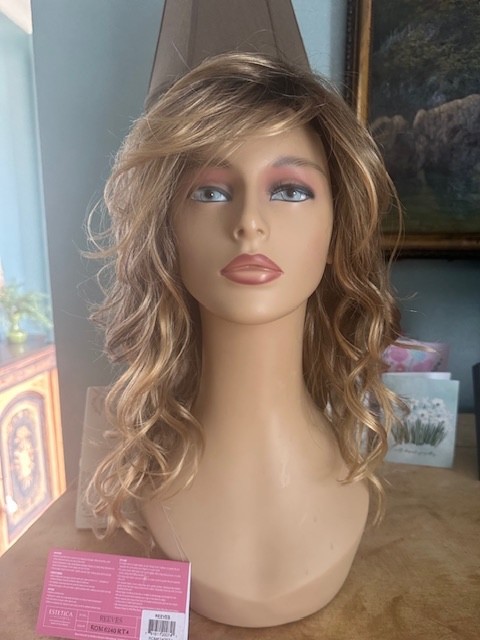 Estetica Wig Reeves New With Tags In Color ROM 6240 RT 4