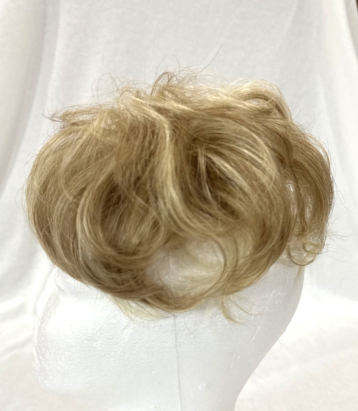 PAULA YOUNG MODEST TOUCH LITE TOPPER A1068 COLOR 14/88A WIGLET GOLDEN WHEAT