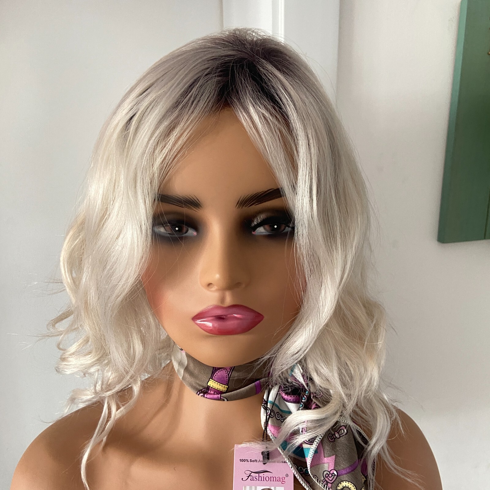 Wavy Rooted Pale Blonde Mix Synthetic Hair Wigs Women Soft Natural Daily