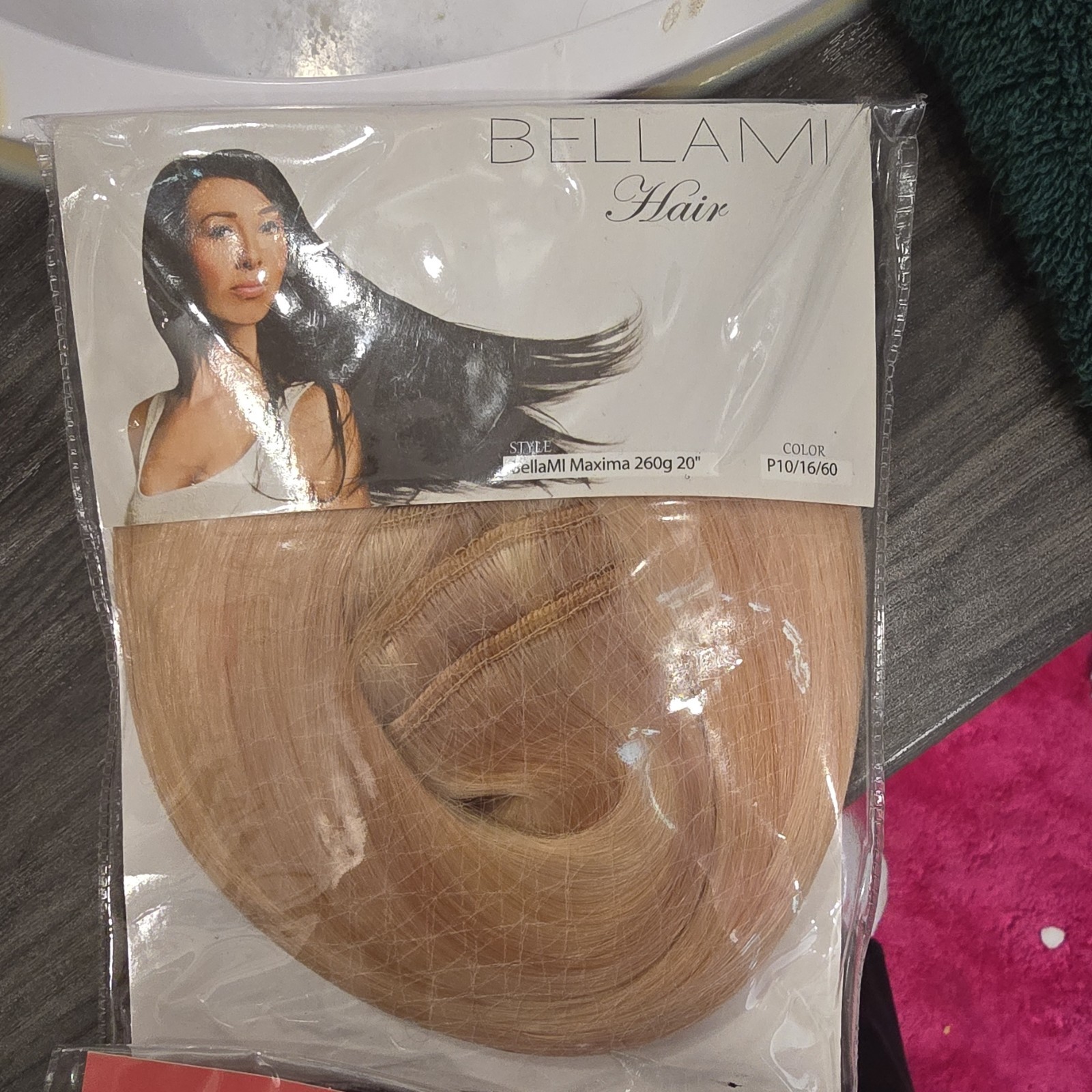 BELLAMI Maxima Hair Extensions P10/16/60 Blonde 20in 260g MPN 181016