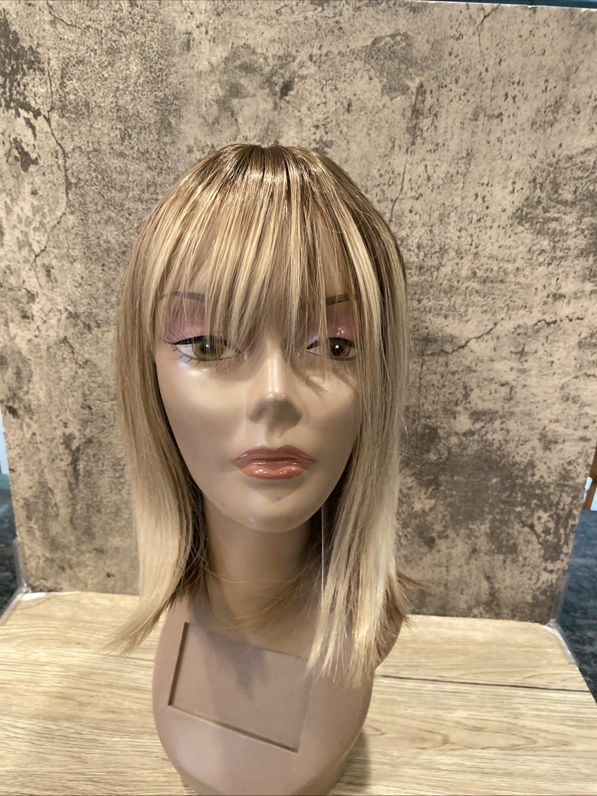 Woman’s wig brown with blonde highlights brown roots blonde hair bob wig