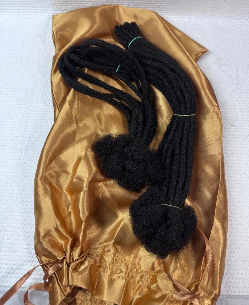 ADIASAI 0.6cm Width 100% Human Hair Loc Extensions 12 Inch 30 Strands