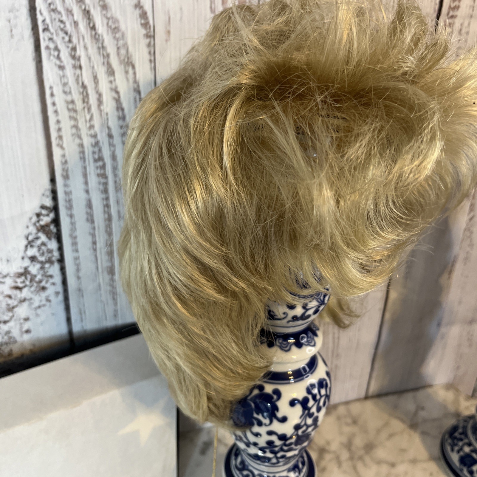 The Wig Company Starstyle Wig Blonde K225 Erika Average TWC 1999 Vincent James
