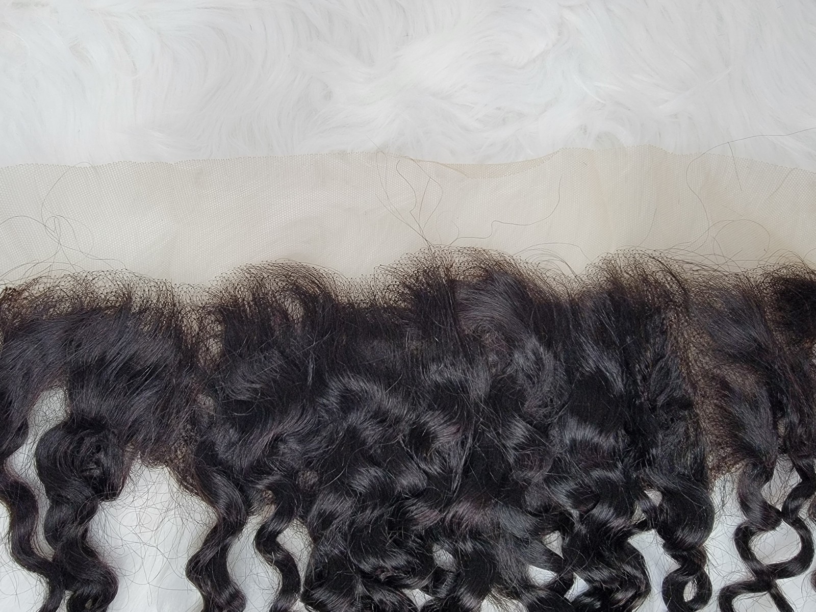 Unprocessed Soft Curly Human Hair Bundles: 14, 18, 20, 22in and a 13×4 Frontal.