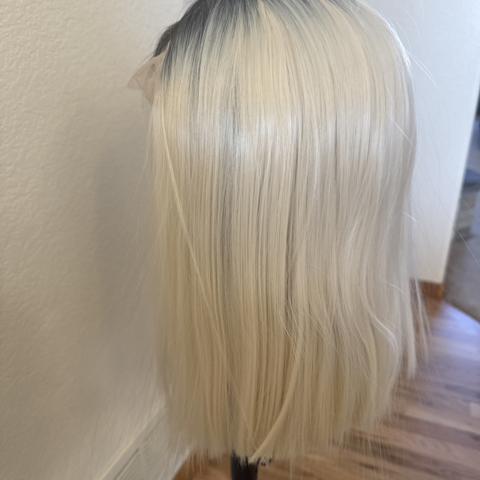 New | Bellami Leyla Synthetic Wig | 15inch | 230g Lace Front New Tags 17 Rooted
