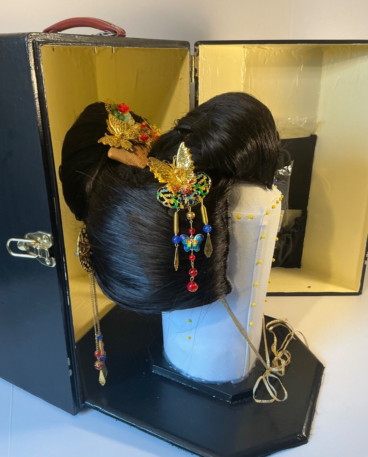 Japanese Traditional KATSURA Japanese Hair Bridal Wig Case with Stand & Kanzashi