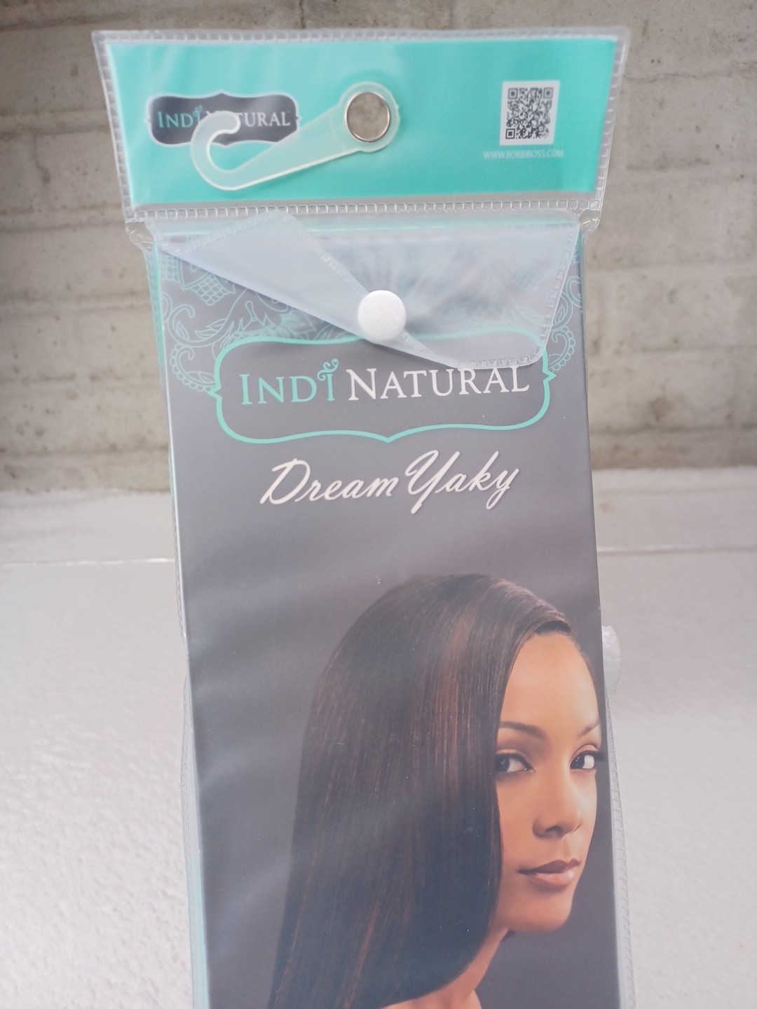 Human Hair Dream Yaky 33-12″ Bobbi Boss Indi Natural Color 33 NEW
