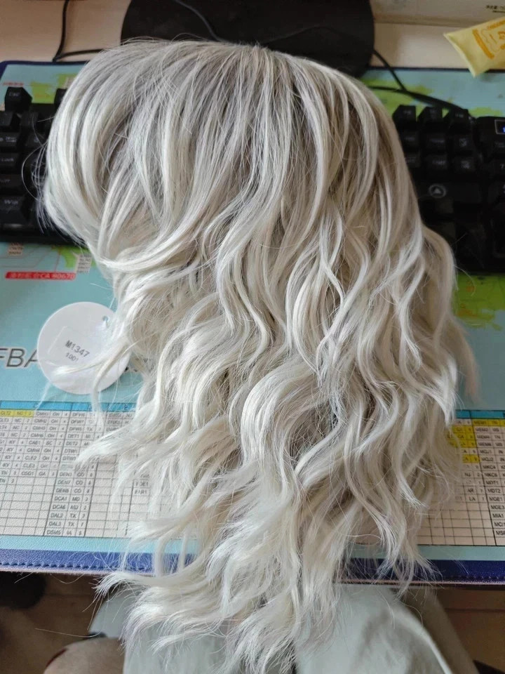 Silver Ombre Gray Wavy Short WigShoulder Length Bob Wig with Bangs for Women