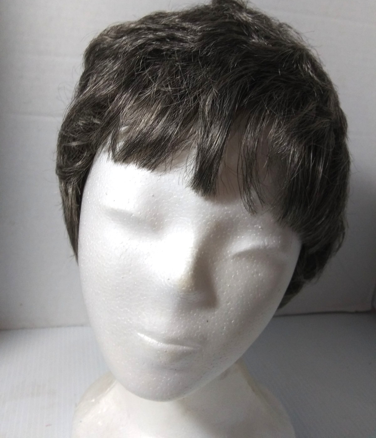 Short Curly Salt & Pepper Gray Wig Textured Acrylic Shag Pixie Wavy Vtg