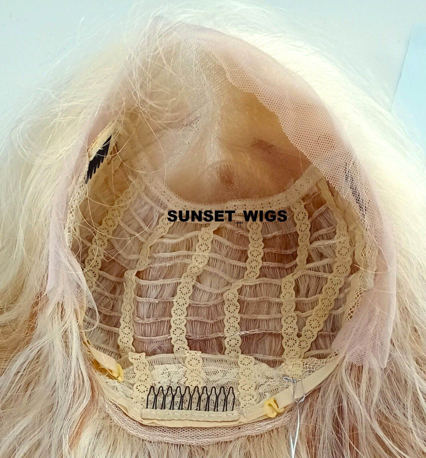 30″ FREE PART LACE FRONT WIG LONG CURLY LAYERED BLEACH BLONDE MIX HEAT OK