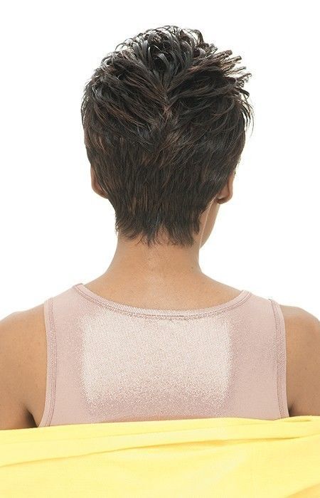 BYNA – VANESSA SYNTHETIC WIG SHORT WAVY WIG
