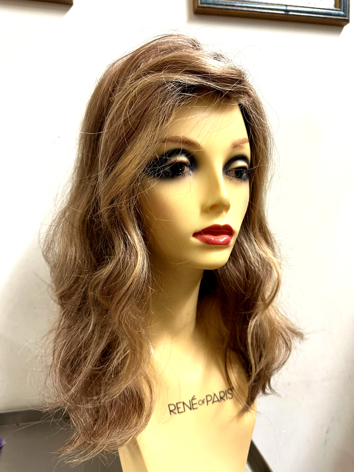 “ARROW” WIG *ELLEN WILLE* Color LIGHT BERNSTEIN-Extended Lace Front, Mono Part