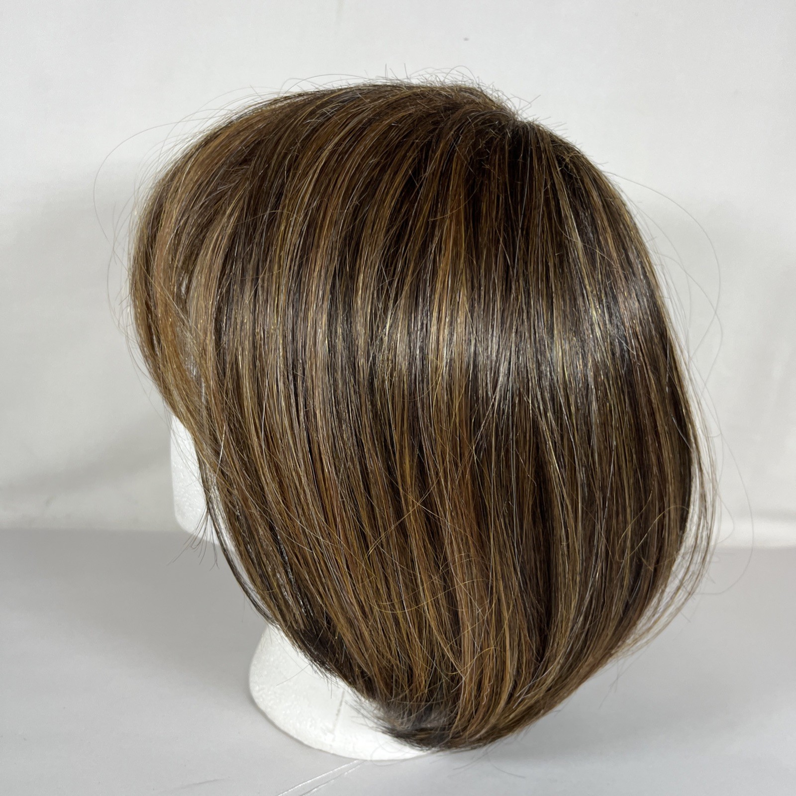 Seriously Sleek Bob Wig Hairdo by HAIRUWEAR Glazed Hazelnut Med Brown/Ginger