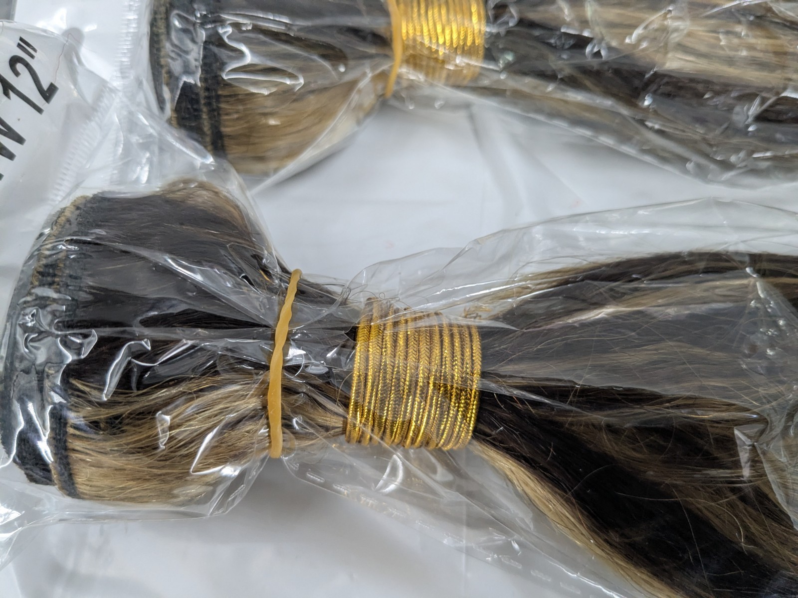 3 pack STW 12, 14, And 16 Inch Weft Extension looks Like Human Hair Brown Fade