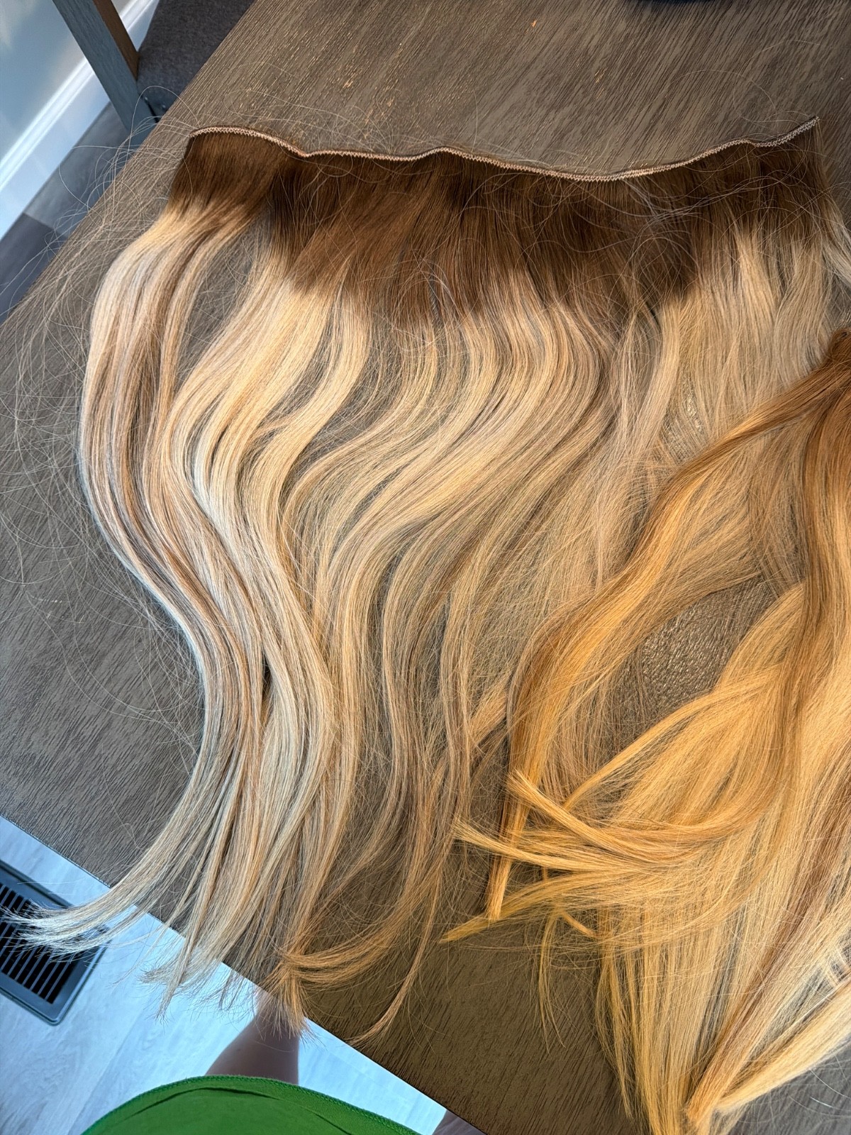 Bellami Professional Infinity Weft Ash Blonde #60 Human Hair Extensions, 22″ 85g