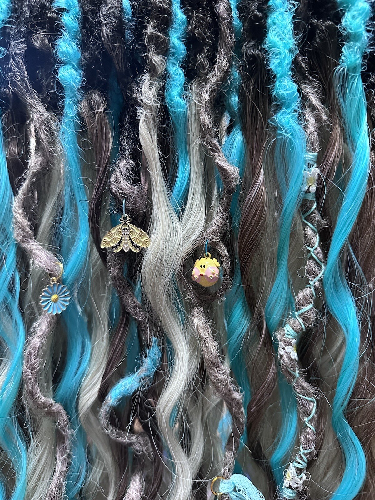 Dreadlocks Boho Curls DE 60 pieces – 120 ends + free elastic band decoration