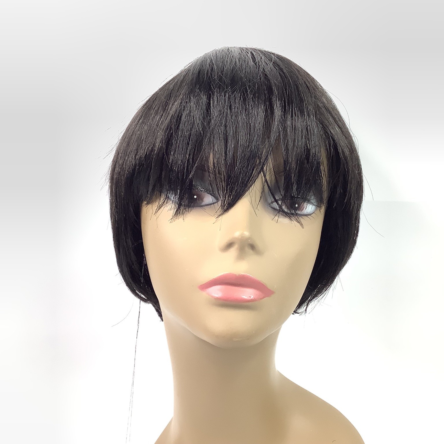 Soul Tress LAURA Wig Short Bob Style Color 1 Layered Bangs