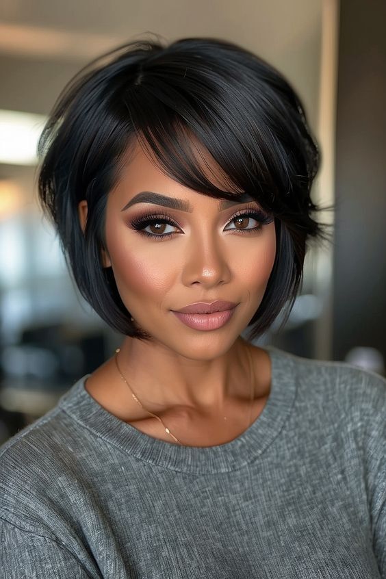 Short Black Pixie Bob Wigs with Side Bangs 100% Human Hair Lace Front Wigs 13×4