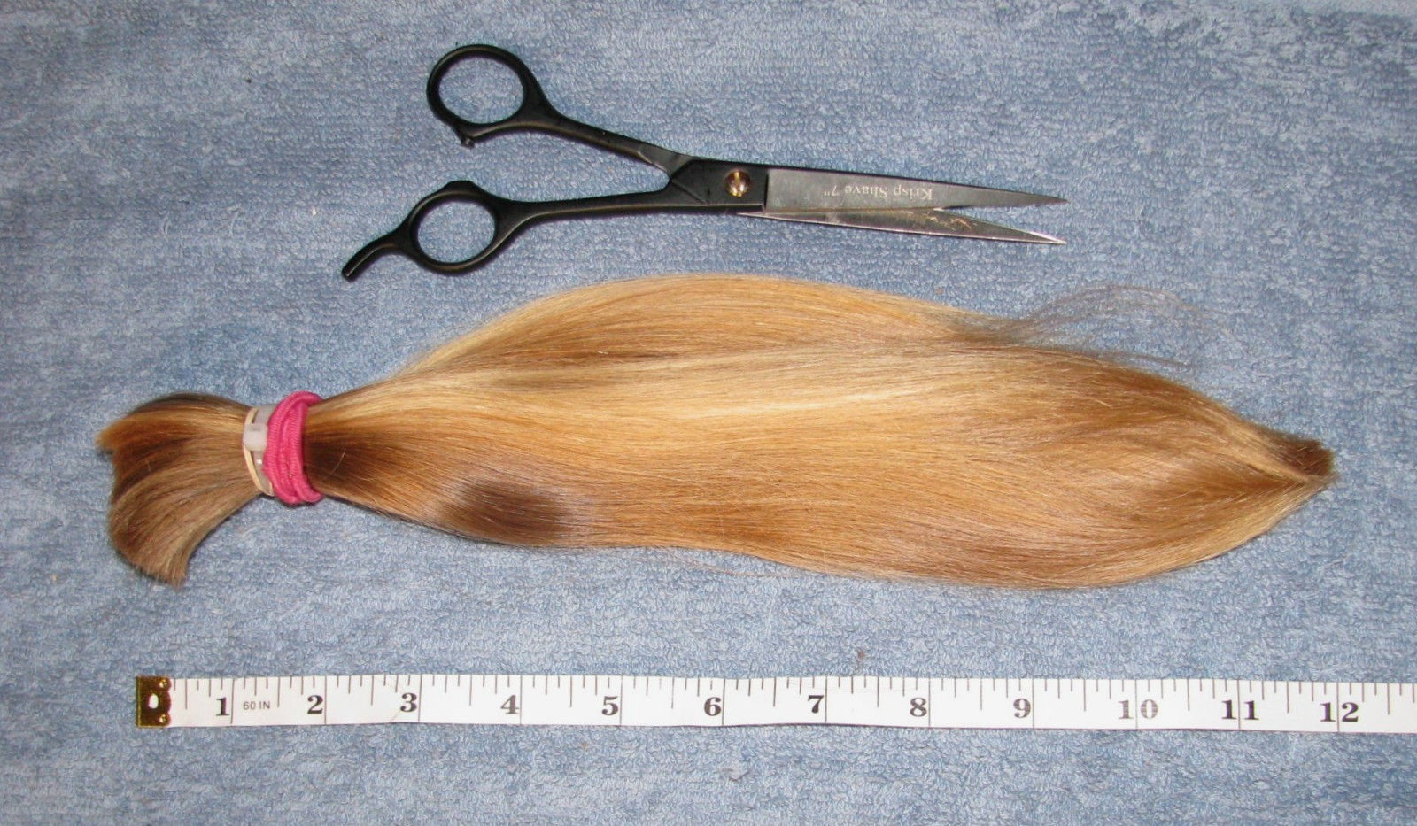 HUMAN HAIR HAIRCUT 12 INCH 2.6oz THICK BLONDE BLEND PONYTAIL REBORN DOLLS T43