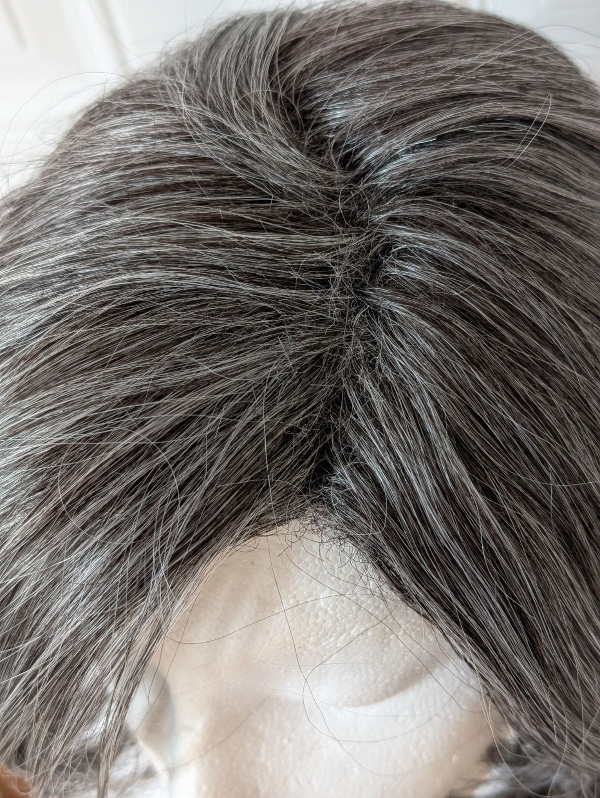 Women’s Medium Straight Wig – Salt & Pepper – Synthetic – Elastic Cap
