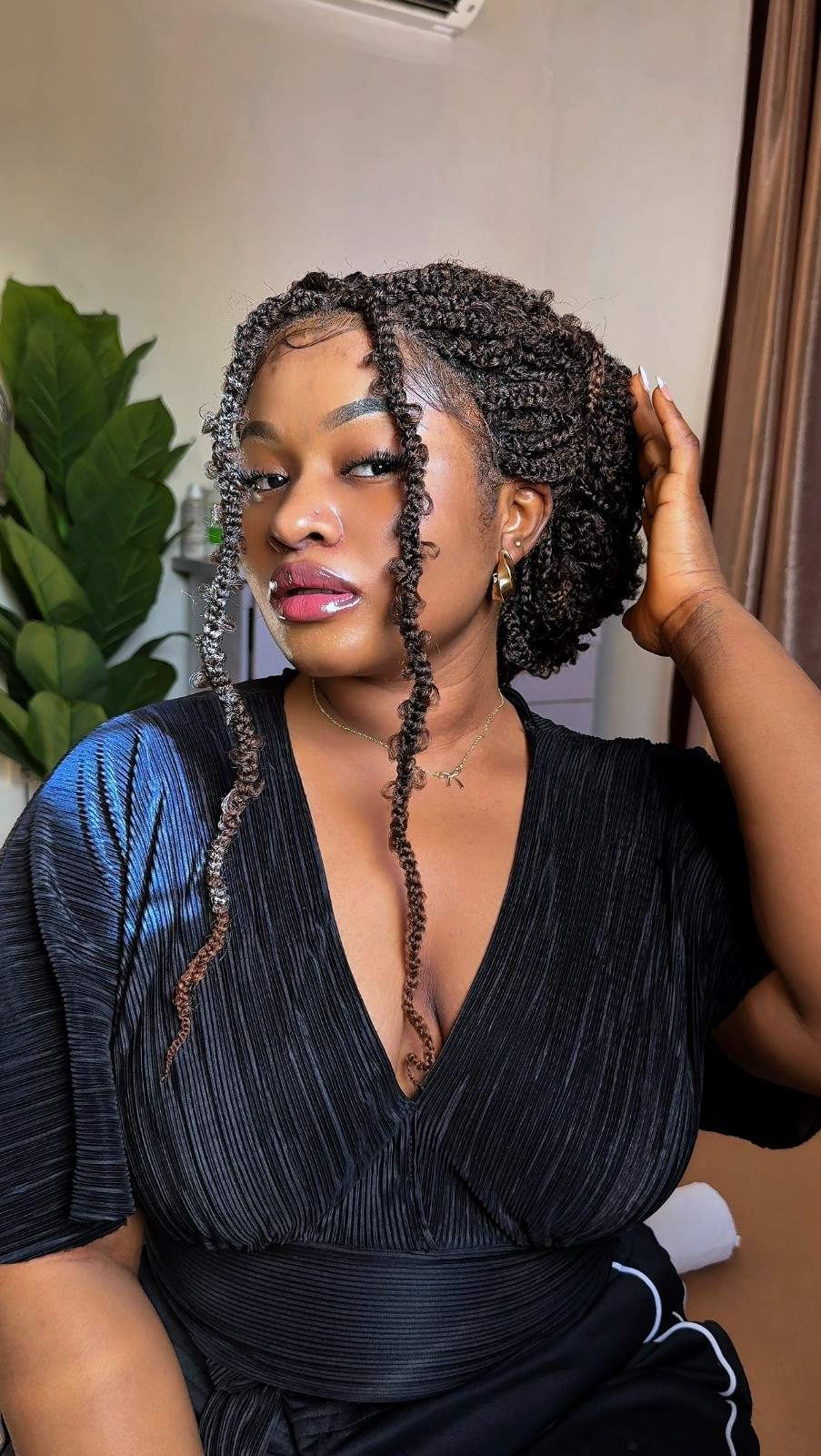 LUXLUXE Minia Curly Braid 27 inch Long 4X4 Hand Tied Lace Braid Braided BLB-0155