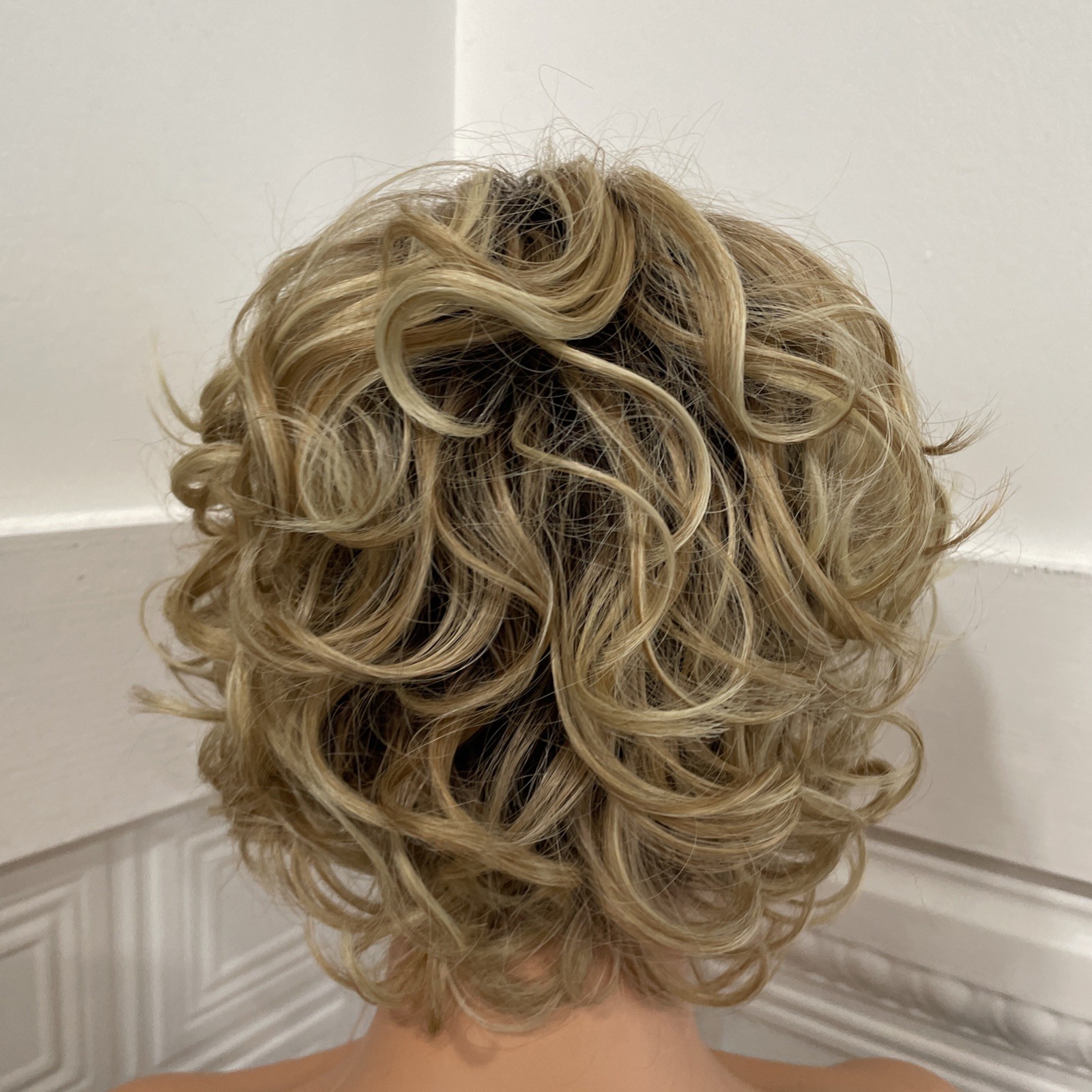 Toni Brattin 351 Gorgeous Regular HF Medium Blonde Wig New