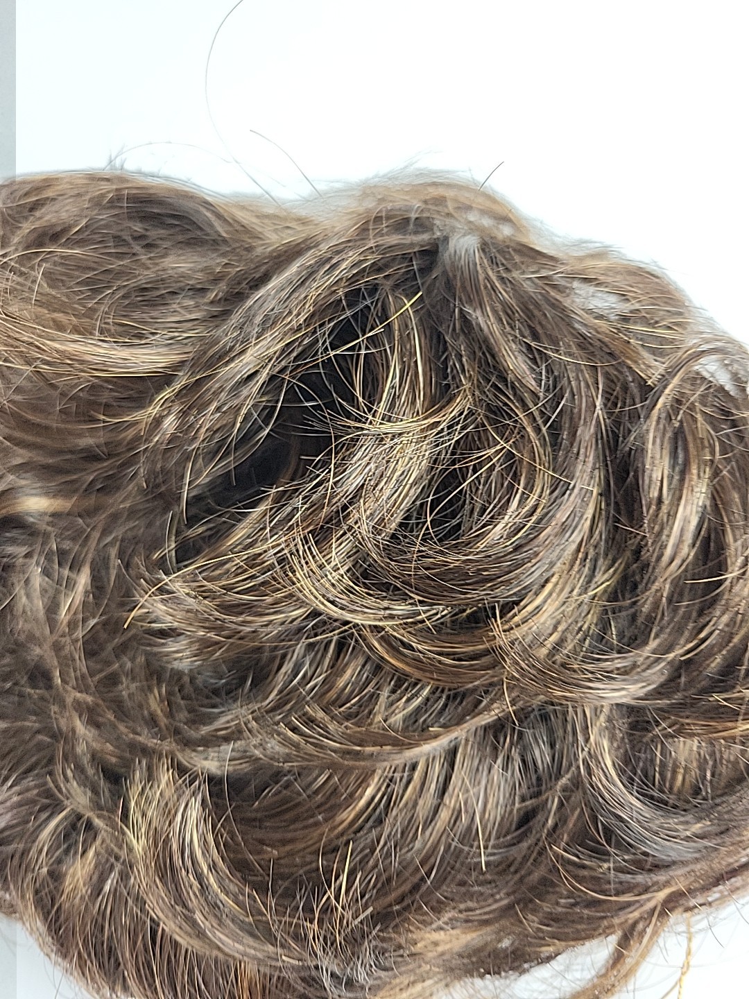 Tony of Beverly Wig – Cover Up – Color 6/28 – Elura Blend