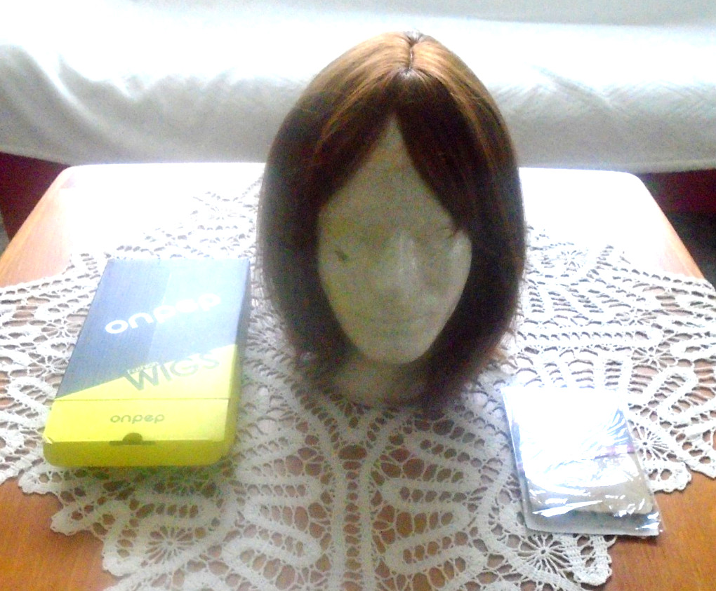 ONPEP Fashion Wigs Natural Honey Brown Chestnut Color New with Box!
