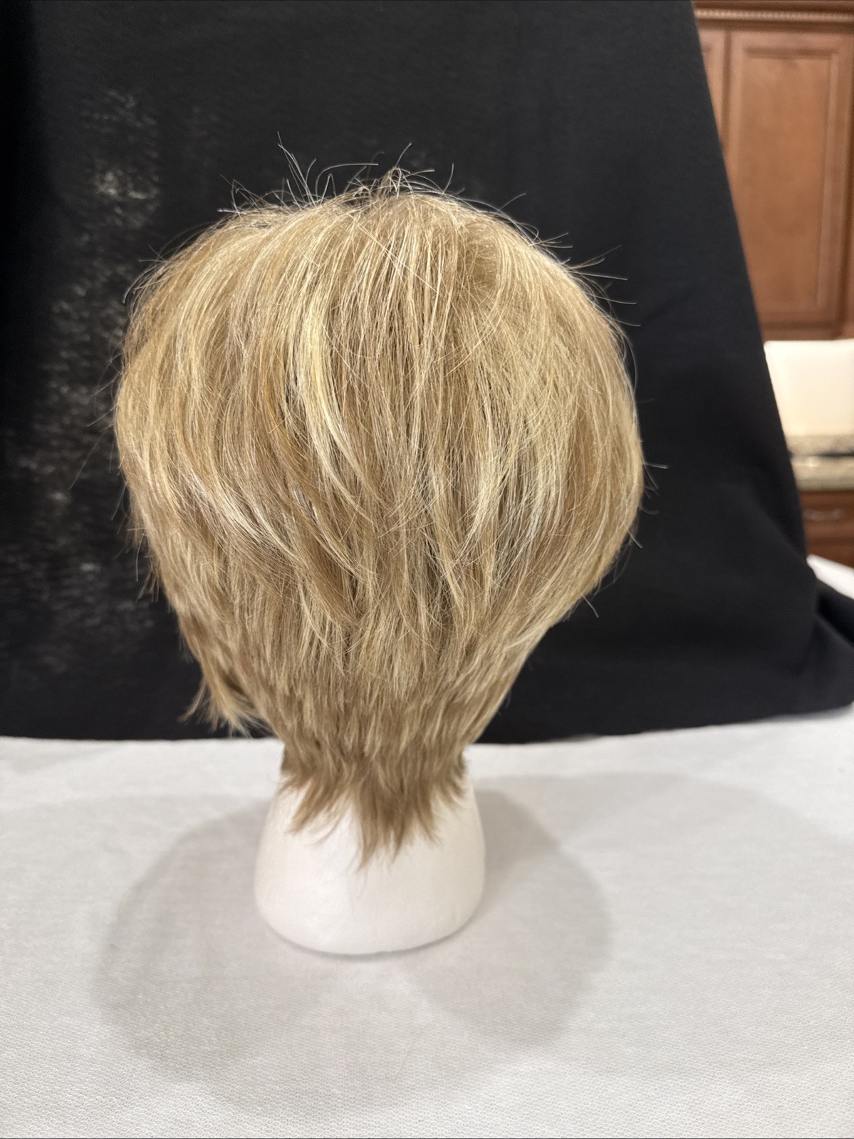 Envy Shari Sparkling Champagne Wig 100% Kanekalon Fibers Best for Shine Shape