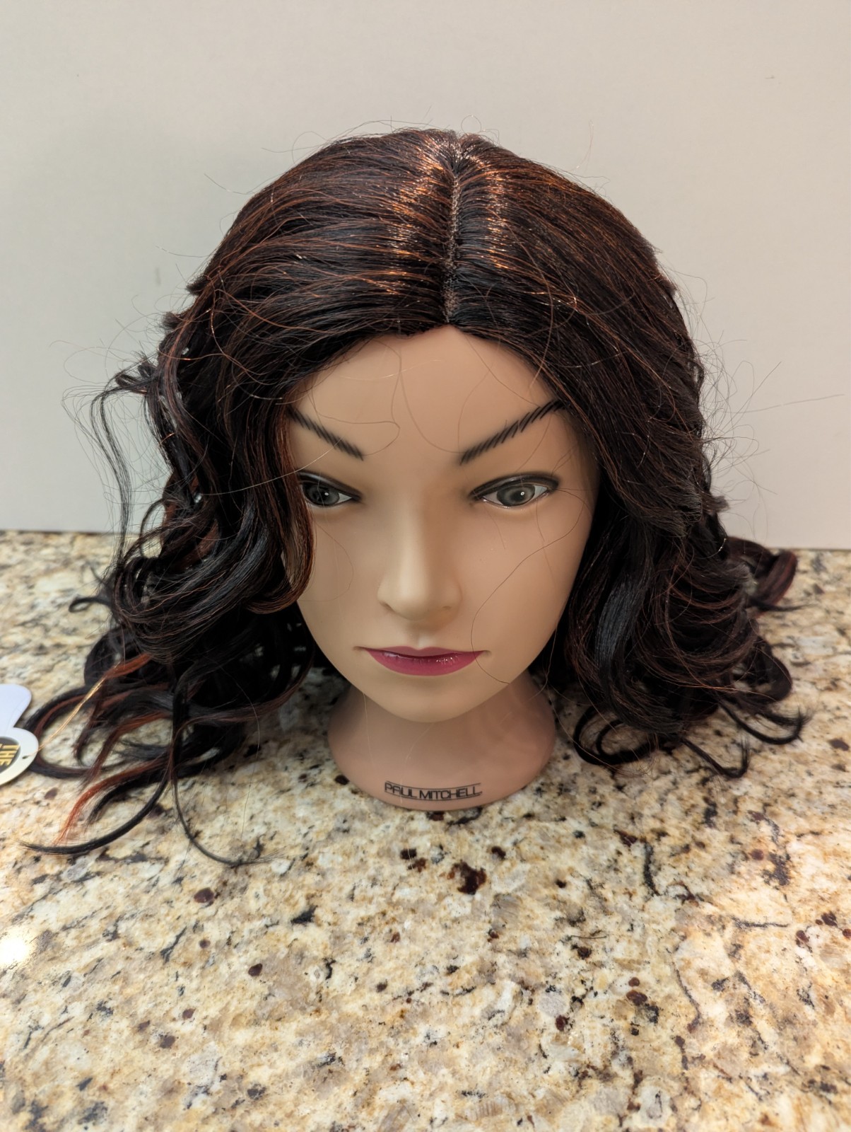 Outre The Daily Wig 18″ Style & Dash Wavy Daily 11 (S1B/350) Brown Red Highlight