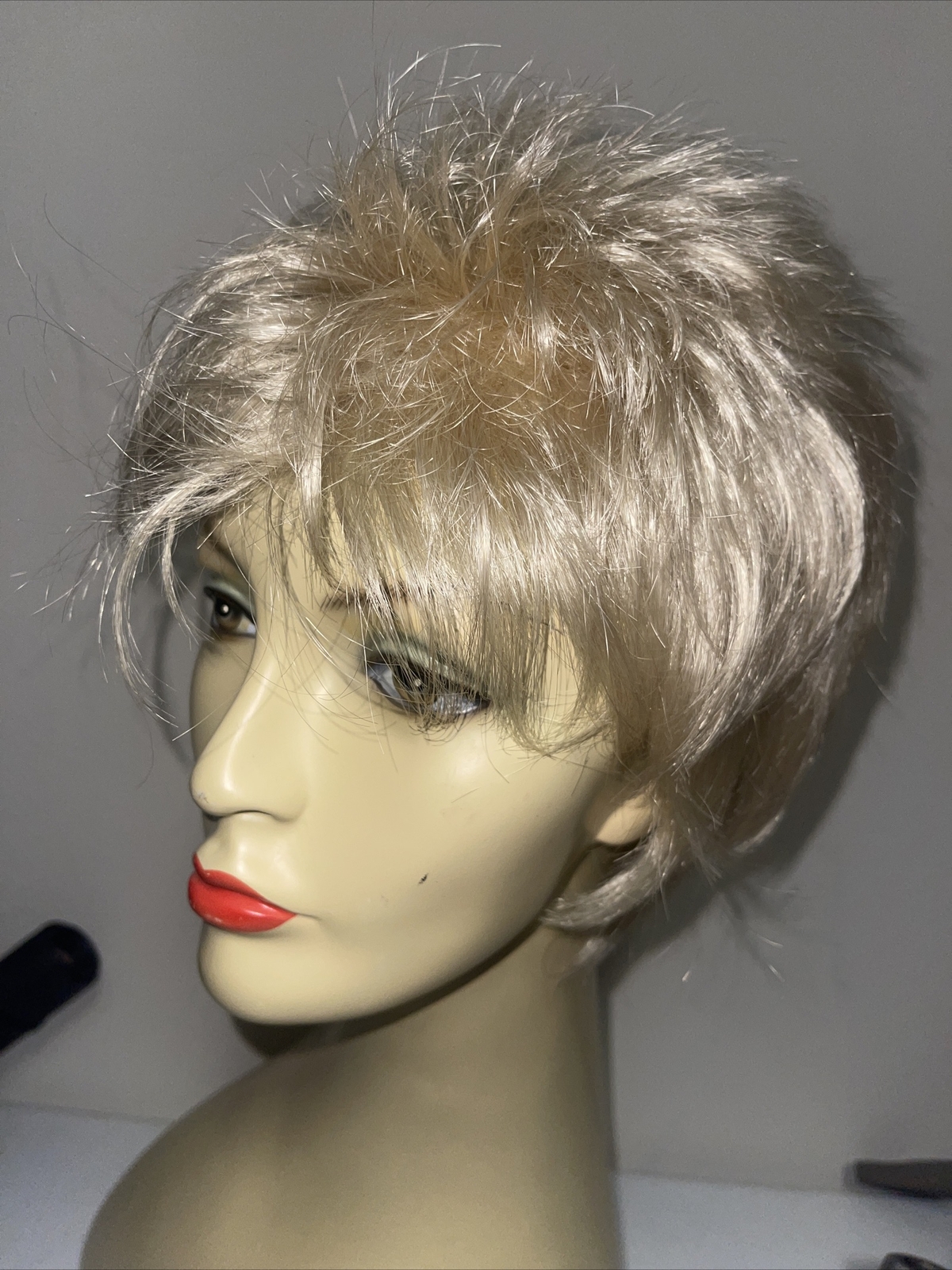 Aspen Bleach Blonde Short Pixie Wig
