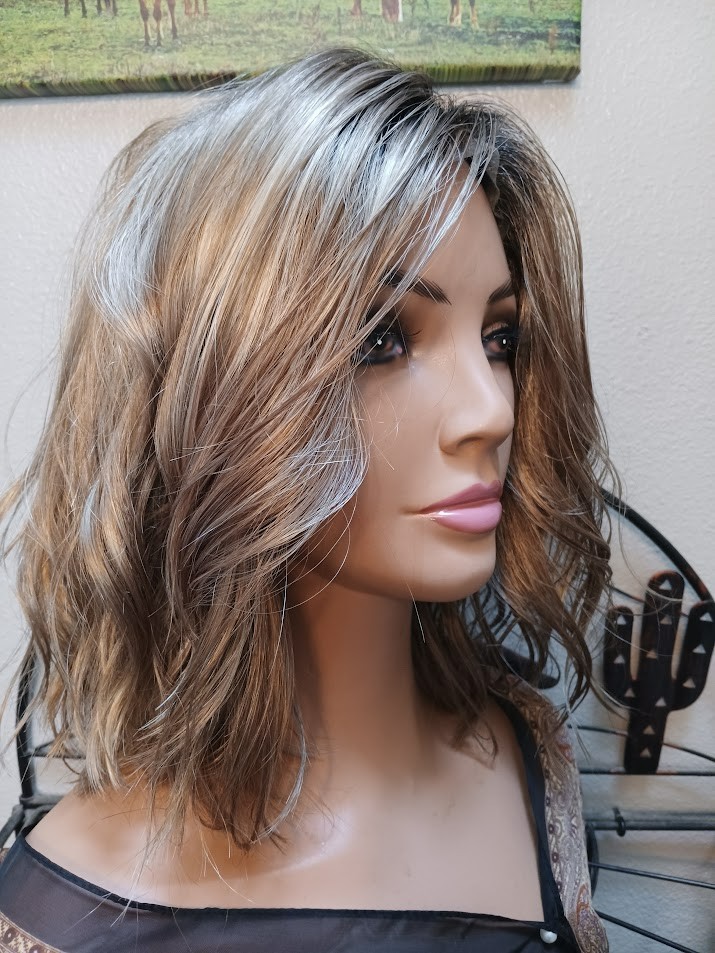 Envy Charlotte Wig in Golden Sandstone- Large cap