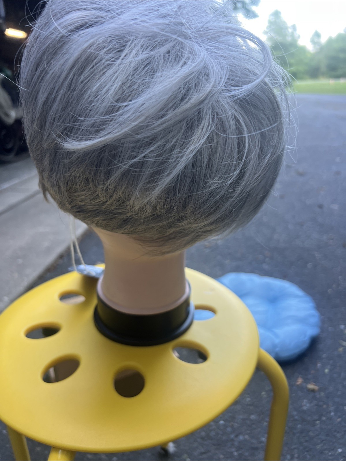 Sherri Shepherd Wigs Luxe Hair Taper Tomboy Silver/Gray Pixie